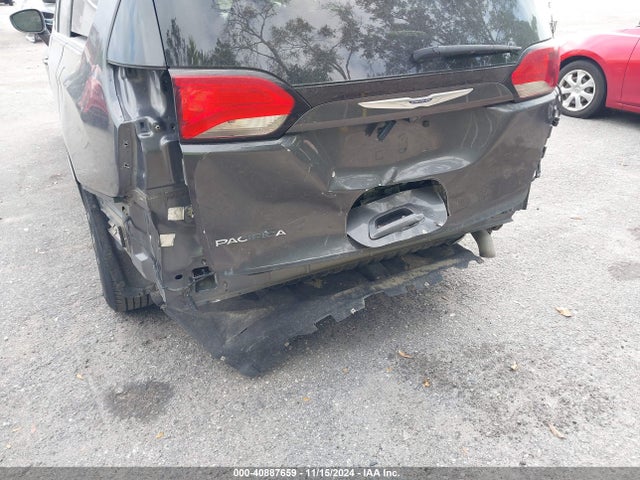 Chrysler Pacifica Touring L 2019 2C4RC1BG9KR657709 Image 6