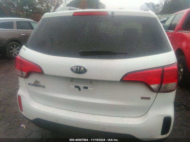 KIA SORENTO LX 2015 5XYKT3A69FG603441 Image 15