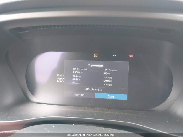 Volvo Xc40 B5 Ultimate Dark Theme 2023 YV4L12UX6P2910597 Image 7