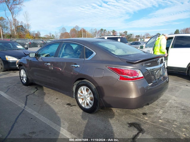 Nissan Altima 2.5 S 2014 1N4AL3AP3EC424180 Image 3
