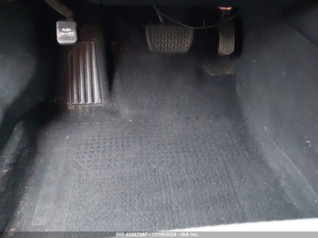 4T1BF1FK0FU041411 Toyota CAMRY SE