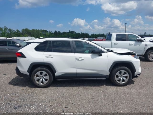 2T3H1RFV4MC154575 Toyota RAV4 LE