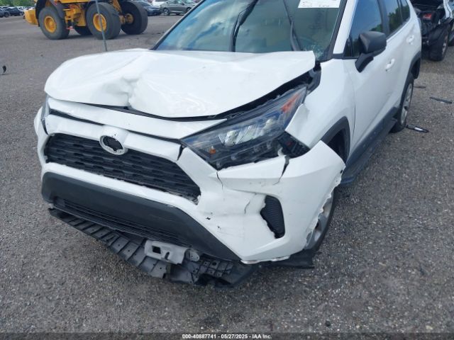 2T3H1RFV4MC154575 Toyota RAV4 LE