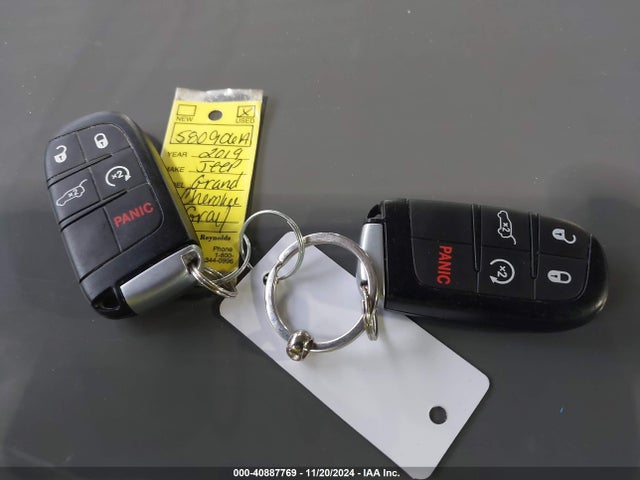 1C4RJFAG2KC668936 Jeep Grand Cherokee Altitude 4x4