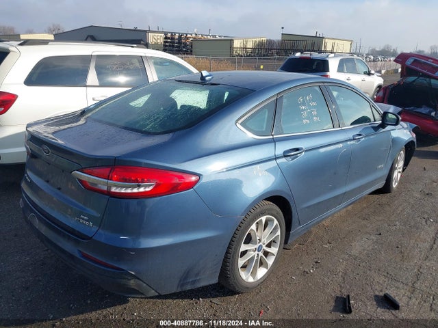 Ford Fusion Hybrid Se 2019 3FA6P0LU9KR147561 Image 4