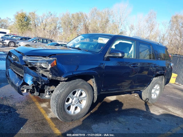 JTEBU5JR9F5227136 Toyota 4RUNNER SR5