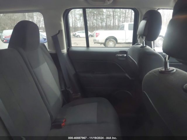 1C4NJPFB5FD343828 Jeep Patriot Latitude