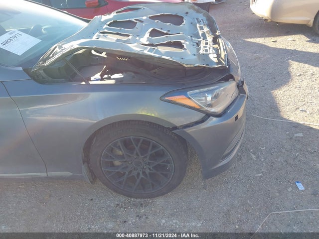 Hyundai Genesis 3.8 2016 KMHGN4JEXGU142372 Image 21