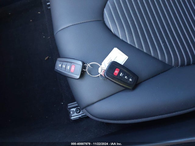 4T1S31AK3RU076254 Toyota Camry Hybrid Se