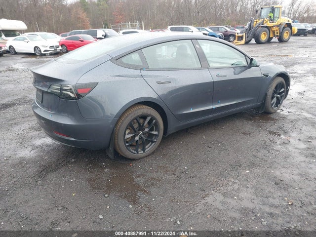 2019 TESLA MODEL 3 5YJ3E1EA7KF435432 Photo 3