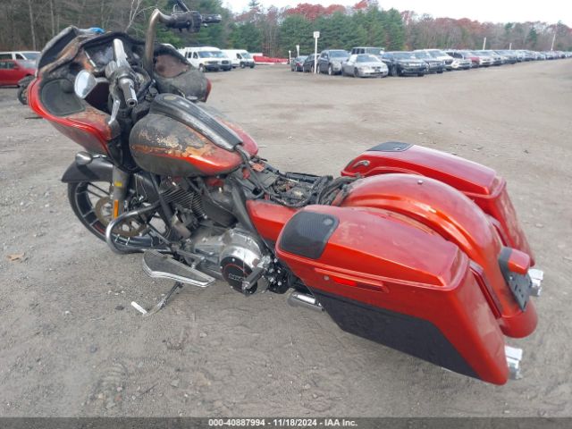 2018 HARLEY-DAVIDSON FLTRXSE 1HD1TCL18JB958602 Photo 2