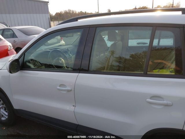 WVGAV7AX6HK039424 Volkswagen Tiguan 2.0t/2.0t S