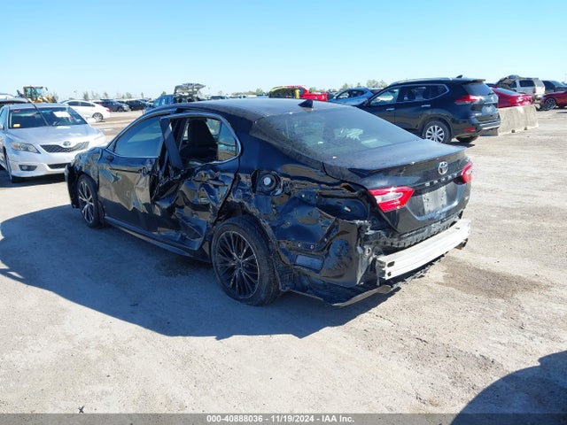 4T1B11HK8KU780306 Toyota CAMRY SE
