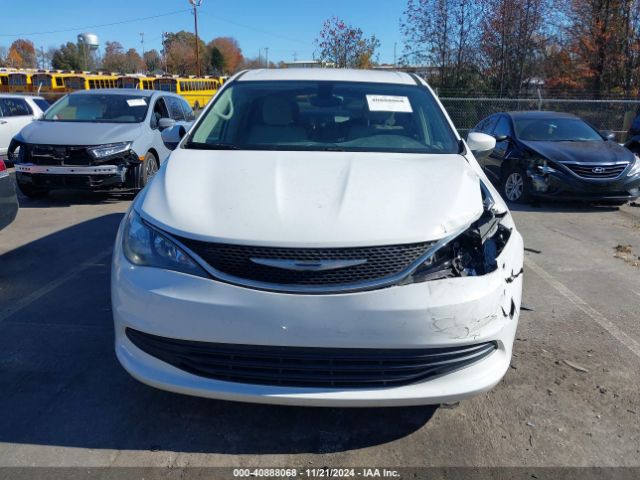 2C4RC1DG7HR521178 Chrysler Pacifica Touring
