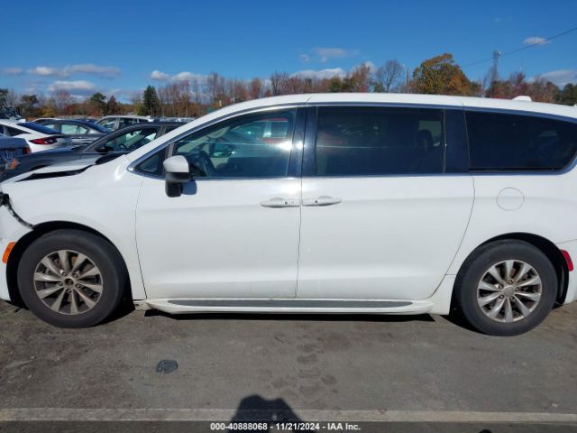 2C4RC1DG7HR521178 Chrysler Pacifica Touring