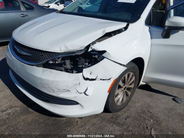 2C4RC1DG7HR521178 Chrysler Pacifica Touring