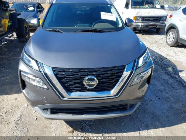 5N1AT3BA7MC671572 Nissan Rogue Sv Fwd