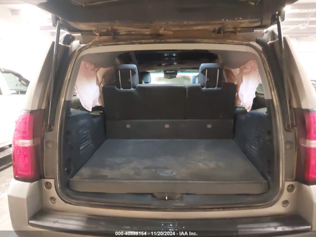 Chevrolet Suburban Ls 2019 1GNSKGEC5KR254369 Image 17