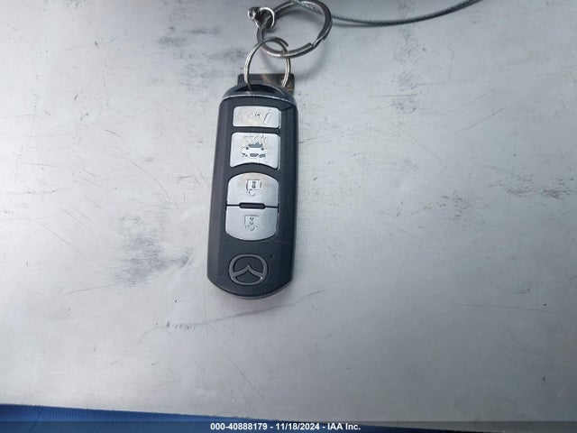 3MZBN1V39JM215732 Mazda Mazda3 Touring
