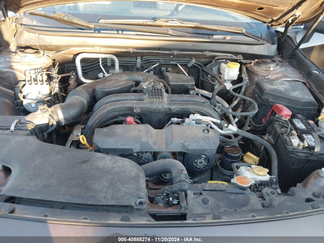 Subaru Outback 2.5i Premium 2019 4S4BSAFC5K3256836 Image 10