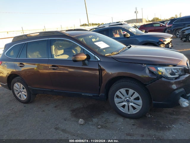 Subaru Outback 2.5i Premium 2019 4S4BSAFC5K3256836 Image 14