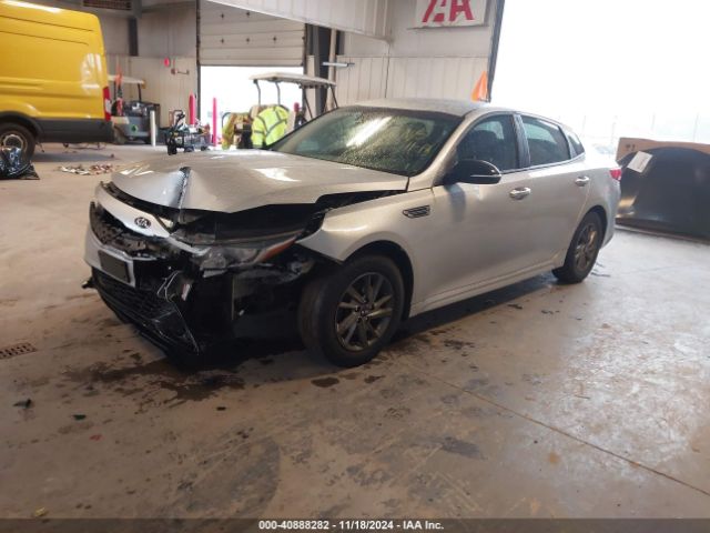 5XXGT4L38KG328593 KIA Optima Lx