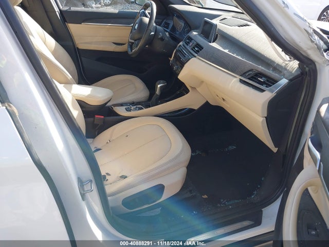 WBXHT3C37GP882435 BMW X1 Xdrive28i