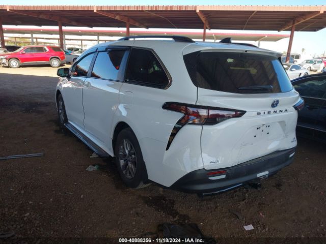2023 TOYOTA SIENNA 5TDBSKFC4PS100903 Photo 2