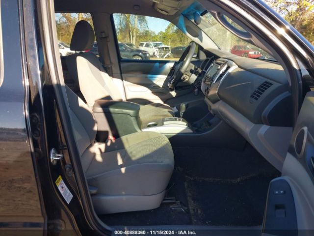 5TFLU4EN5FX118154 Toyota Tacoma Base V6