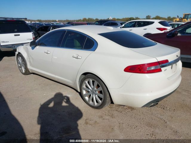 2010 JAGUAR XF SAJWA0GB0ALR64842 Photo 2