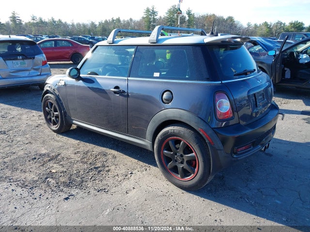 2012 MINI COOPER S WMWSV3C51CTY26052 Photo 2