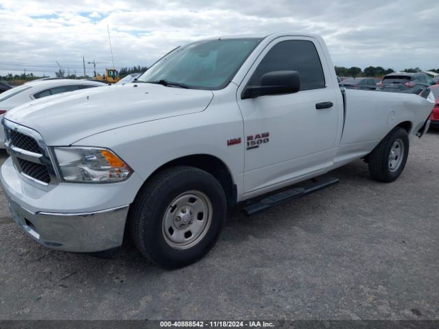 3C6JR6DT9KG532063 RAM 1500 Classic Tradesman  4x2 8' Box