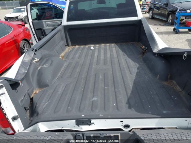 3C6JR6DT9KG532063 RAM 1500 Classic Tradesman  4x2 8' Box