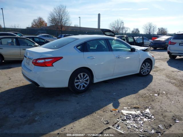 Nissan Altima 2.5 S 2017 1N4AL3AP5HC287215 Image 4