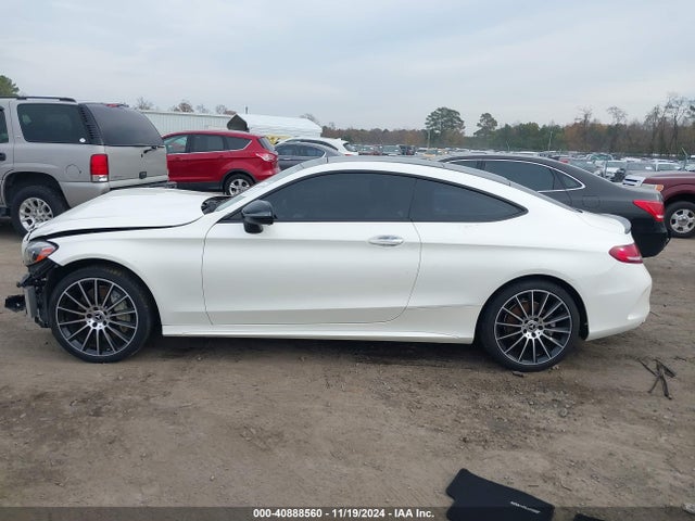WDDWJ4KB5HF520612 Mercedes-Benz C 300 4matic