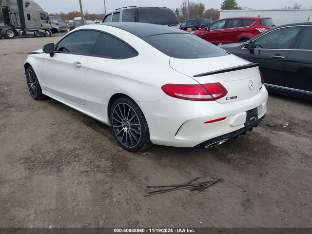 WDDWJ4KB5HF520612 Mercedes-Benz C 300 4matic