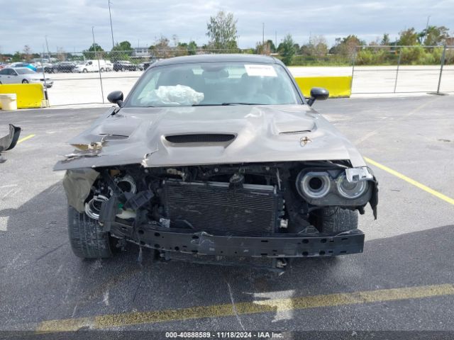 2C3CDZFJ2GH254938 Dodge Challenger R/t Scat Pack