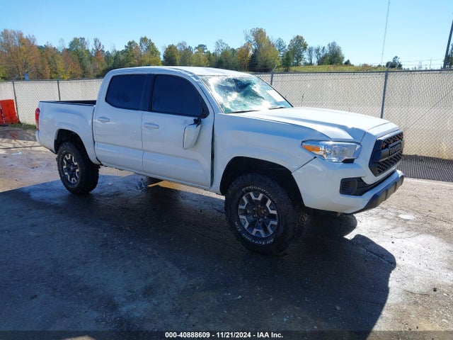 2022 3TYAX5GN8NT046246 main image