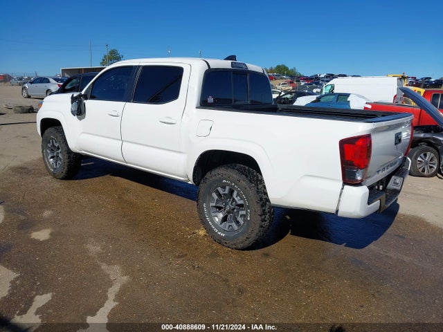 3TYAX5GN8NT046246 Toyota Tacoma Sr