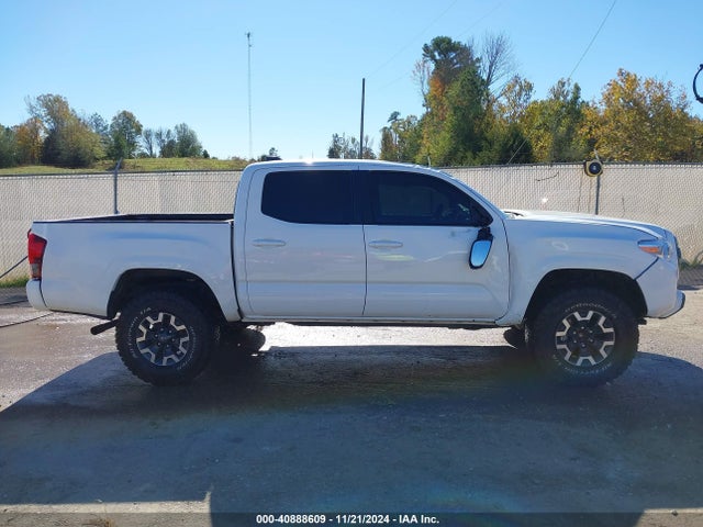 3TYAX5GN8NT046246 Toyota Tacoma Sr
