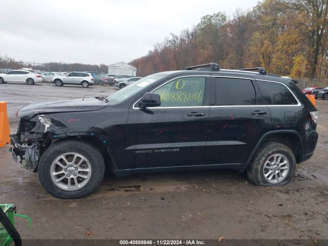 1C4RJFAG1KC719732 Jeep Grand Cherokee Laredo E 4x4