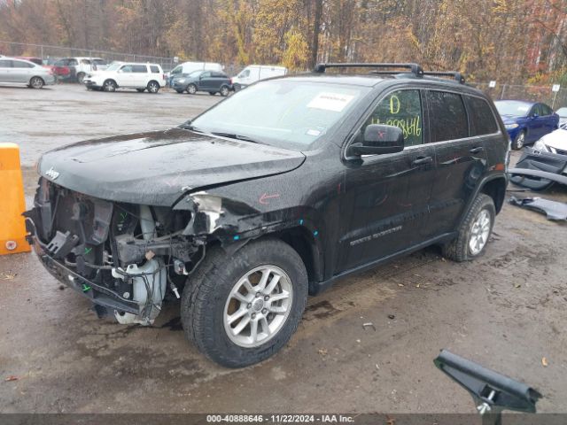 1C4RJFAG1KC719732 Jeep Grand Cherokee Laredo E 4x4