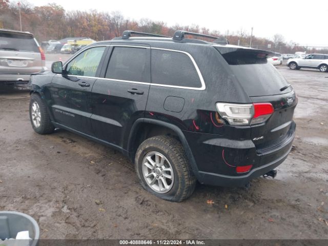 1C4RJFAG1KC719732 Jeep Grand Cherokee Laredo E 4x4