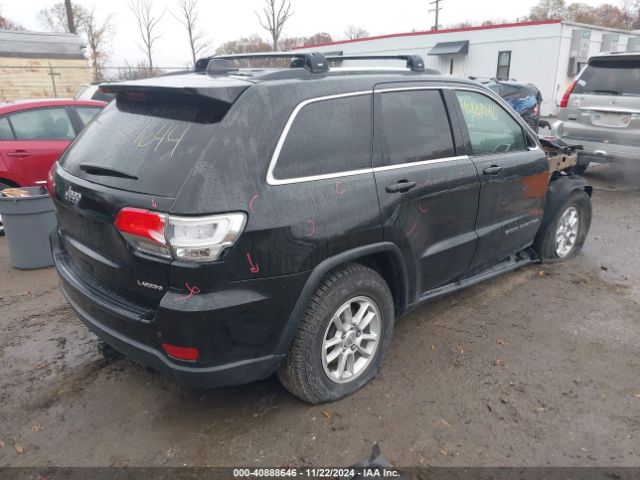 1C4RJFAG1KC719732 Jeep Grand Cherokee Laredo E 4x4