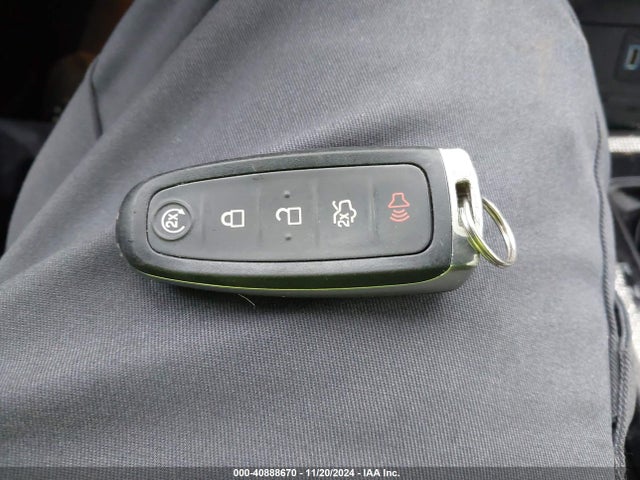Ford ESCAPE SE 2019 1FMCU9GD0KUB53662 Image 11