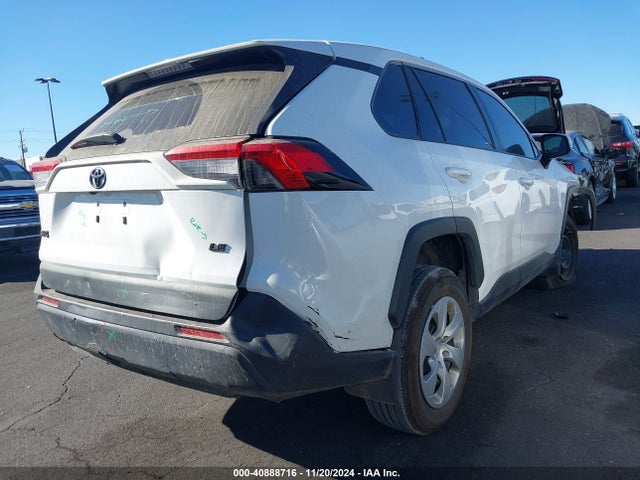 2T3K1RFV4RW309055 Toyota RAV4 LE