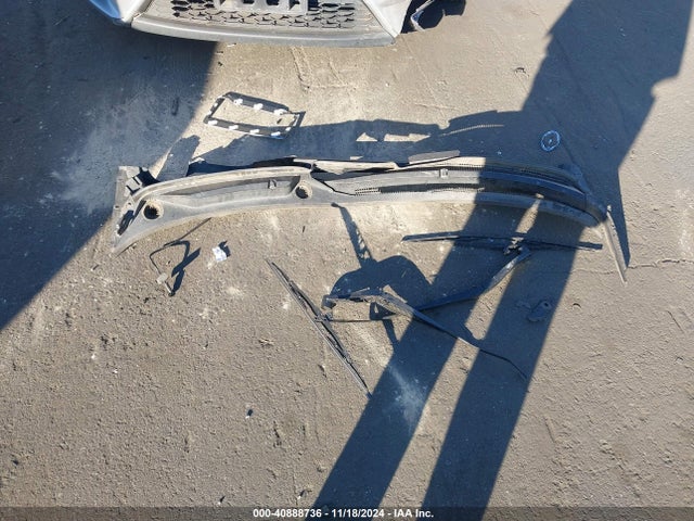 Chevrolet EQUINOX LS 2019 3GNAXHEV1KS619423 Image 12