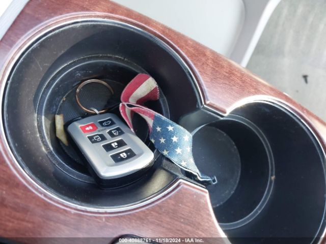 5TDYK3DC5ES488286 Toyota Sienna Xle/limited