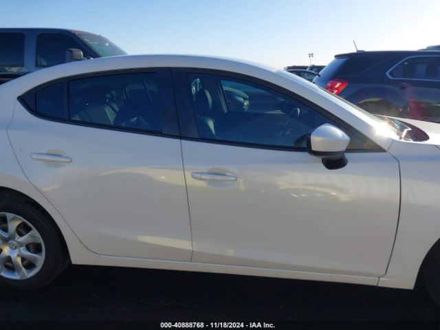 3MZBN1U71HM114005 Mazda Mazda3 Sport