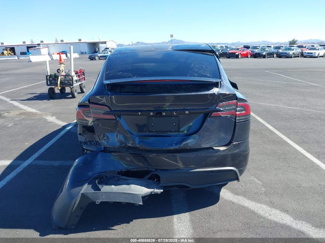 2024 TESLA MODEL X 7SAXCBE58RF459073 Photo 5